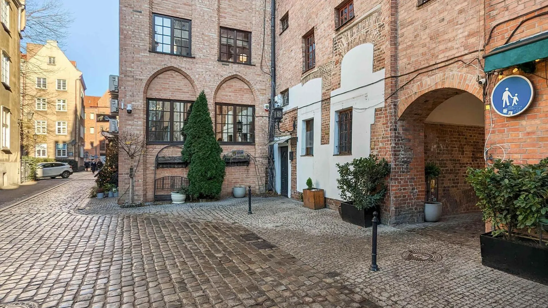 Apartment Jasny Apartament Z Parkingiem Glowne Miasto W Gdansku By Noclegi Renters