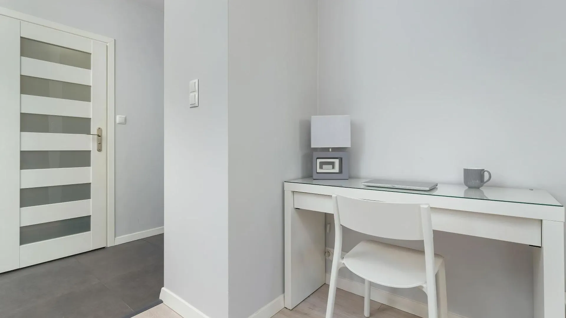 Apartment Jasny Apartament Z Parkingiem Glowne Miasto W Gdansku By Noclegi Renters